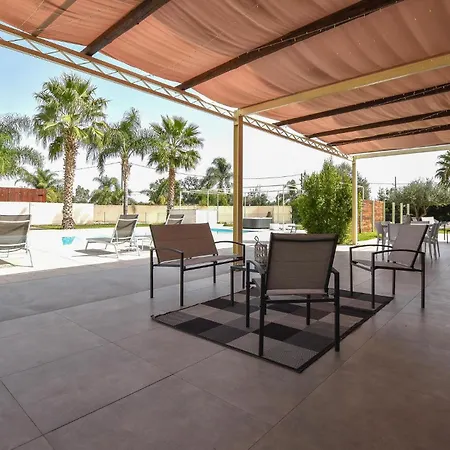 Holiday home In With Private Swimming Pool, Be Inside Or Outside *